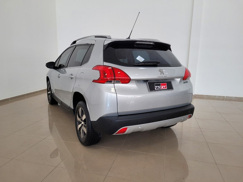 Imagen 4 de 8 de Peugeot 2008