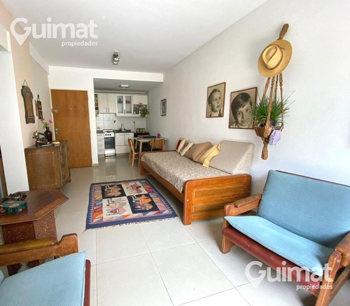 Imagen 2 de 11 de Monoambiente Con Patio - Apto Profesional - Villa Del Parque