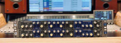 Imagem 1 de 5 de Par Amek Pure Path Channel In A Box Designed Mr. Rupert Neve