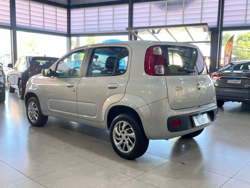 Fiat Uno Uno 1.0 EVO VIVACE 8V FLEX 4P MANUAL