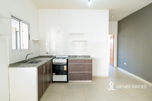 Departamento En Venta En Zona Céntrica De Los Cardales