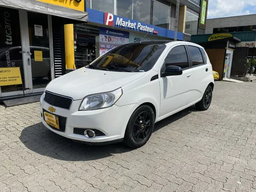 Chevrolet Aveo 1.6 Emotion Mt 4x2 2012