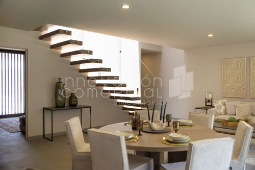 Casa En Venta En La Espiga, Para Estrenar, Con Acabados De Lujo