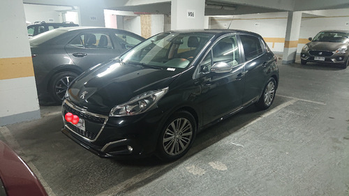 Peugeot 208 Signature Bluehdi 1.5