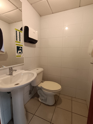 A 2 Cuadras De Plaza De Armas, 45 M2 Planta Libre+2b+bod+est