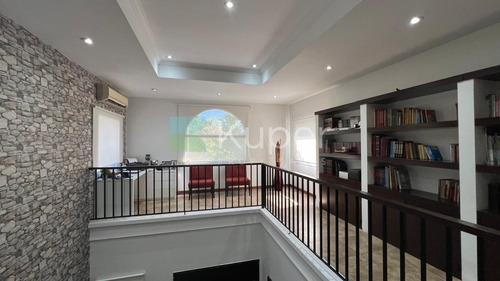 Casa En Venta En Barrancas De San José, General Pacheco, Tigre