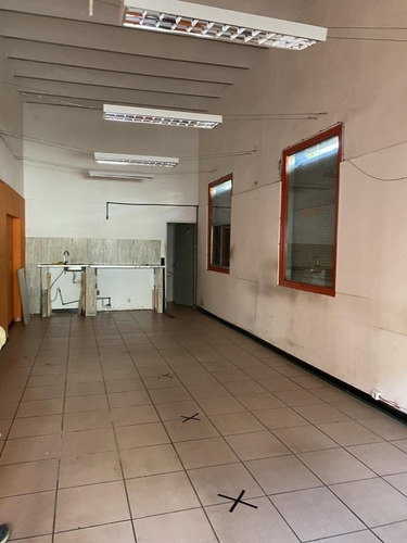 Imagen 2 de 12 de Alquiler Local Comercial Aramburu Y Arenal Grande Mayorista