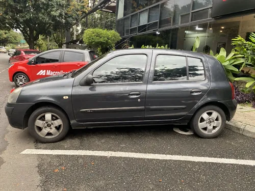 Renault Clio 1.6 Expression At 4x2 2012