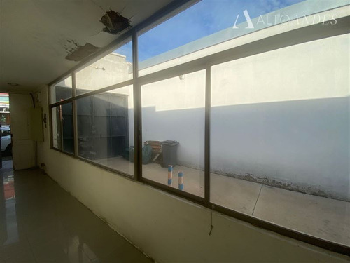 Oficina En Venta En Recoleta