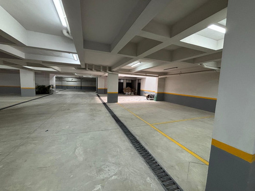 Departamento En Venta O Renta En Lomas De Tecamachalco Con Terraza (m2d3293)