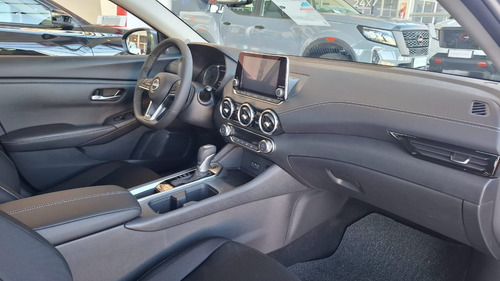 Nissan Sentra 2.0 Advance Cvt