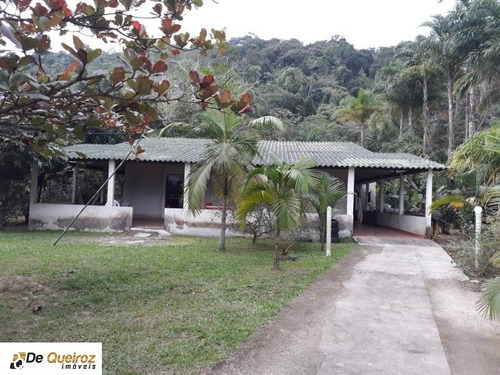 Imagem 1 de 20 de Chácara Em Mongaguá, Isolada, Lado Morro, Usada, 3 Dormitórios Sendo 1 Suite, Sala, Cozinha, Banheiro, Área De Lazer, Churrasqueira - 3096 - 34960794