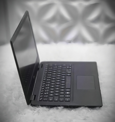 notebook Latitude 3400 i5-8265U 8 GB SSD 240 GB Color 1. Negro - Bueno (Reacondicionado)