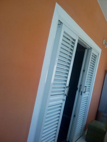 Imagem 27 de 30 de Sobrado Espetacular No Residencial Devilly Com Um Otimo Preço - So0273