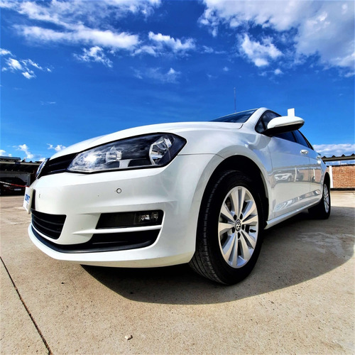 Imagen 2 de 18 de Volkswagen Golf Comfortline 1.4l - Modelo 2016