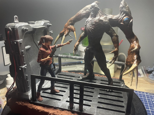 Figura Diorama Resident Evil Clair Birkin