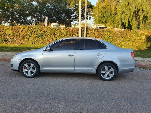 Volkswagen Vento 2008 2.5 Prestige Tiptronic