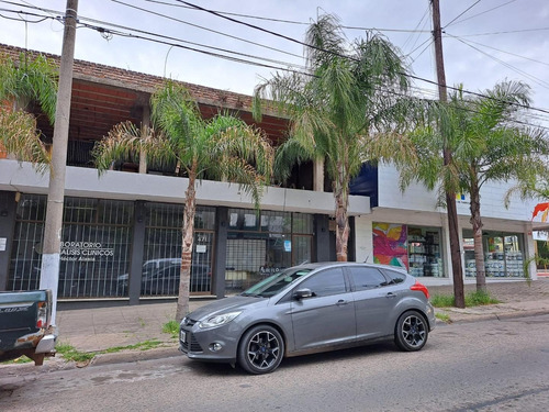 Imagen 4 de 6 de Local Alquiler -campana-