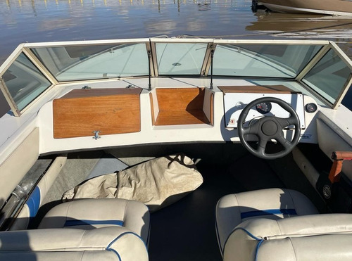 Femsa 620 Con Johnson 150hp V6