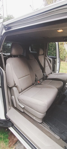 Kia Sedona 2.0 Lx At