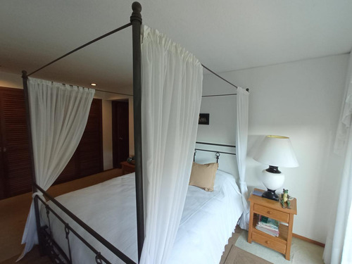 Imagen 17 de 30 de Venta Apartamento 3 Dormitorios En Suite Mas Dependencia Vista Al Mar Punta Del Este