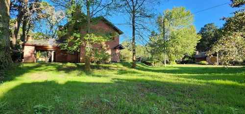 Chalet Tradicional 5 Amb En Costa Del Este