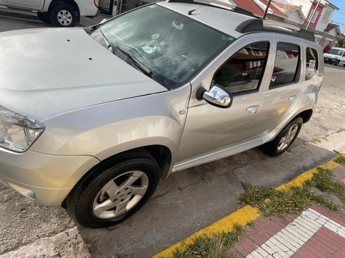 Renault Duster 2.0  4x2 Luxe Nav  Caja 6.   2013 Unica 