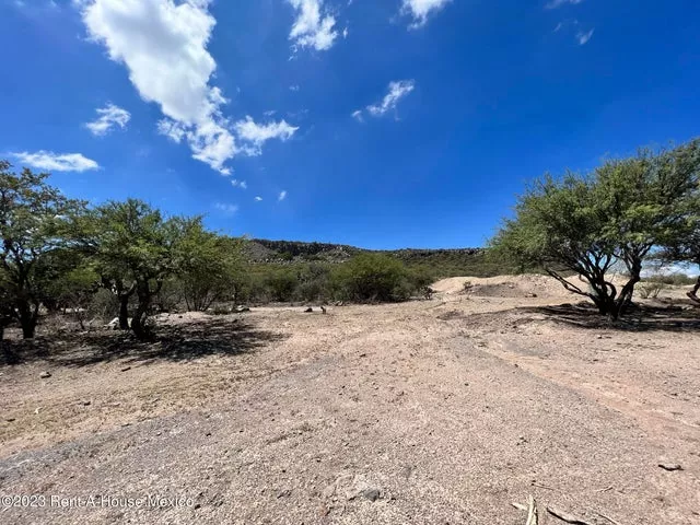 Rancho De 9500 Hectareas Entre Queretaro Y Guanajuato - Venta