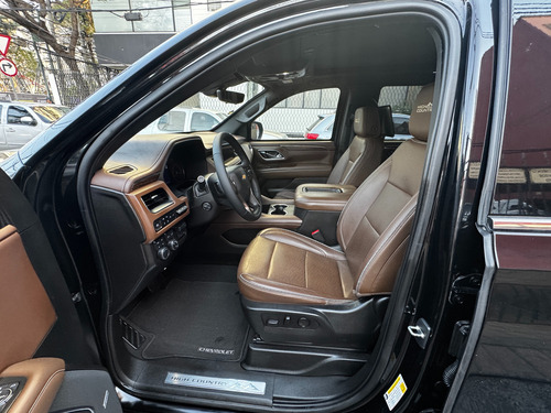 Chevrolet Suburban 6.2 High Country 4X4 At