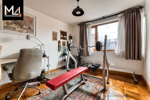Departamento En Venta Duplex De 3 Dorm. En Providencia