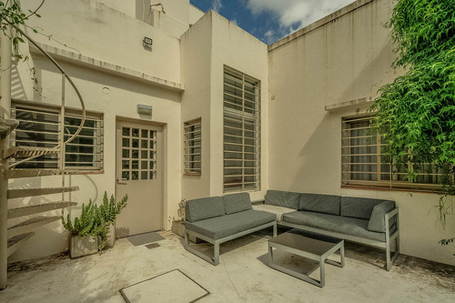 En Venta V. Lopez Divina Casa De 3 Dorm Estudio/play Jardin