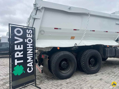 Scania P360 Caçamba 6x4 Ano: 12/12