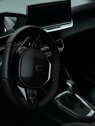 Peugeot 208 1.6l Feline Tiptronic