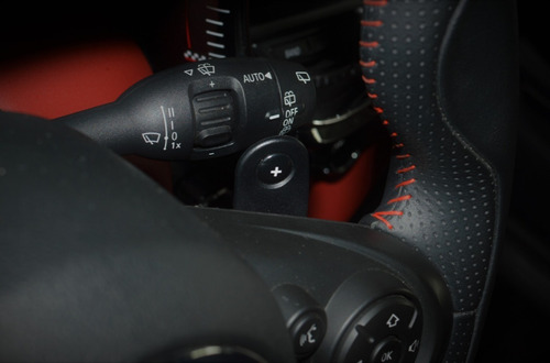 Imagen 11 de 15 de Mini John Cooper Works 2.0 Hot Chilli At