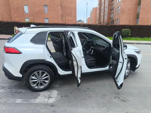 Toyota Corolla Cross 1.8 Hev Xei Cvt