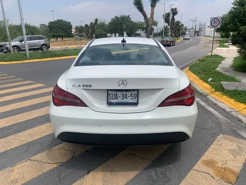 Mercedes-Benz Clase CLA 1.6 200 Cgi Sport At