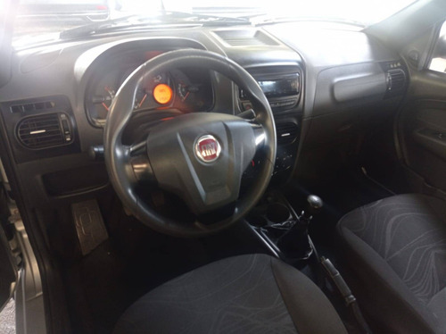 Imagem 3 de 5 de Fiat Strada 1.4 Mpi Hard Working Ce 8v Flex 2p Manual