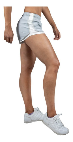 Imagen 2 de 3 de Short Rinat Active Dama Gris.