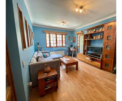 Hermosa Casa Con Amplio Terreno En Ñuñoa
