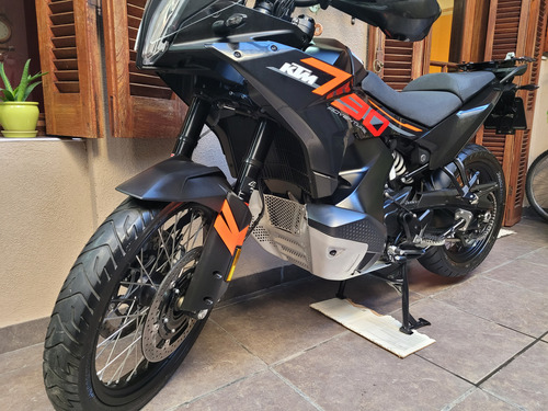 Ktm 790 Adventure S 2024. 4800km. Accesorios. Quic. Permuto