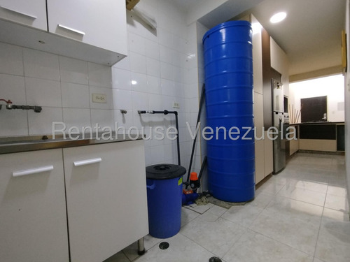 Apartamento En Alquiler, Conjunto Residencial Parque Coropo, Santa Rita 25-17438 Jecg