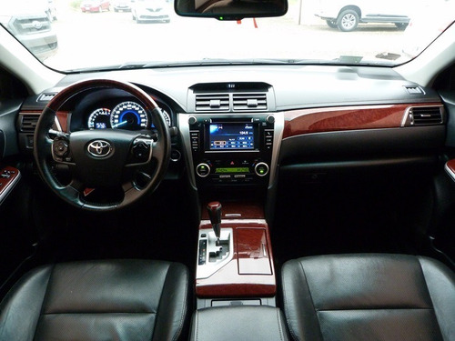 Toyota Camry Corolla At