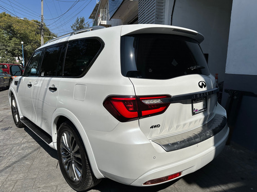 Infiniti QX80 5.6l Perfection 8 Pasajeros At