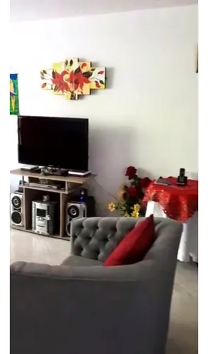Casa Y Apartaestudio En Venta En Envigado Sector Los Naranjos
