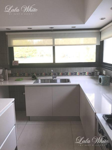 Imagen 11 de 23 de Venta - Casa En Saint Thomas Este