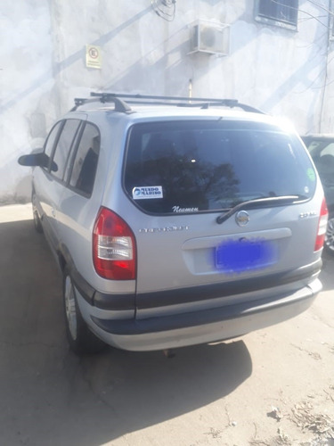 Imagen 3 de 4 de Chevrolet Zafira 2.0 Gls