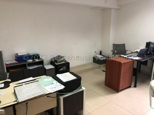 Imagen 10 de 13 de Local En Alquiler Prados Del Este 22-17026 Renta House Los Samanes