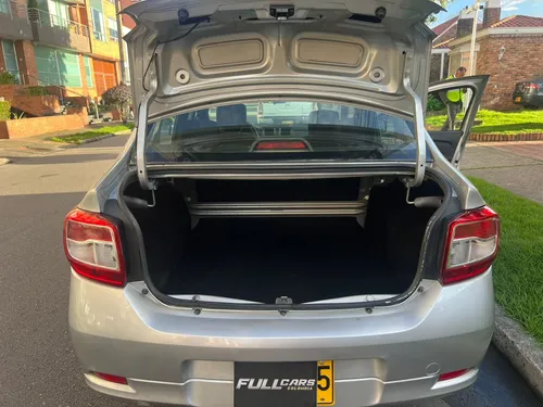 Renault Logan 1.6 Expression