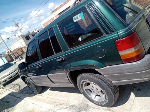 Imagen 3 de 13 de Jeep Cherokee Cherokee Se