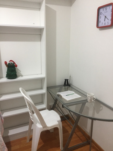 Imagen 12 de 19 de Alquiler Habitaciones Amobladas C/baño Privado Super Seguro, Cómodo, Excelente Ubicación Amplias Ventanas Aislantes Térmicas Y Anti Ruido Ingreso Independiente.